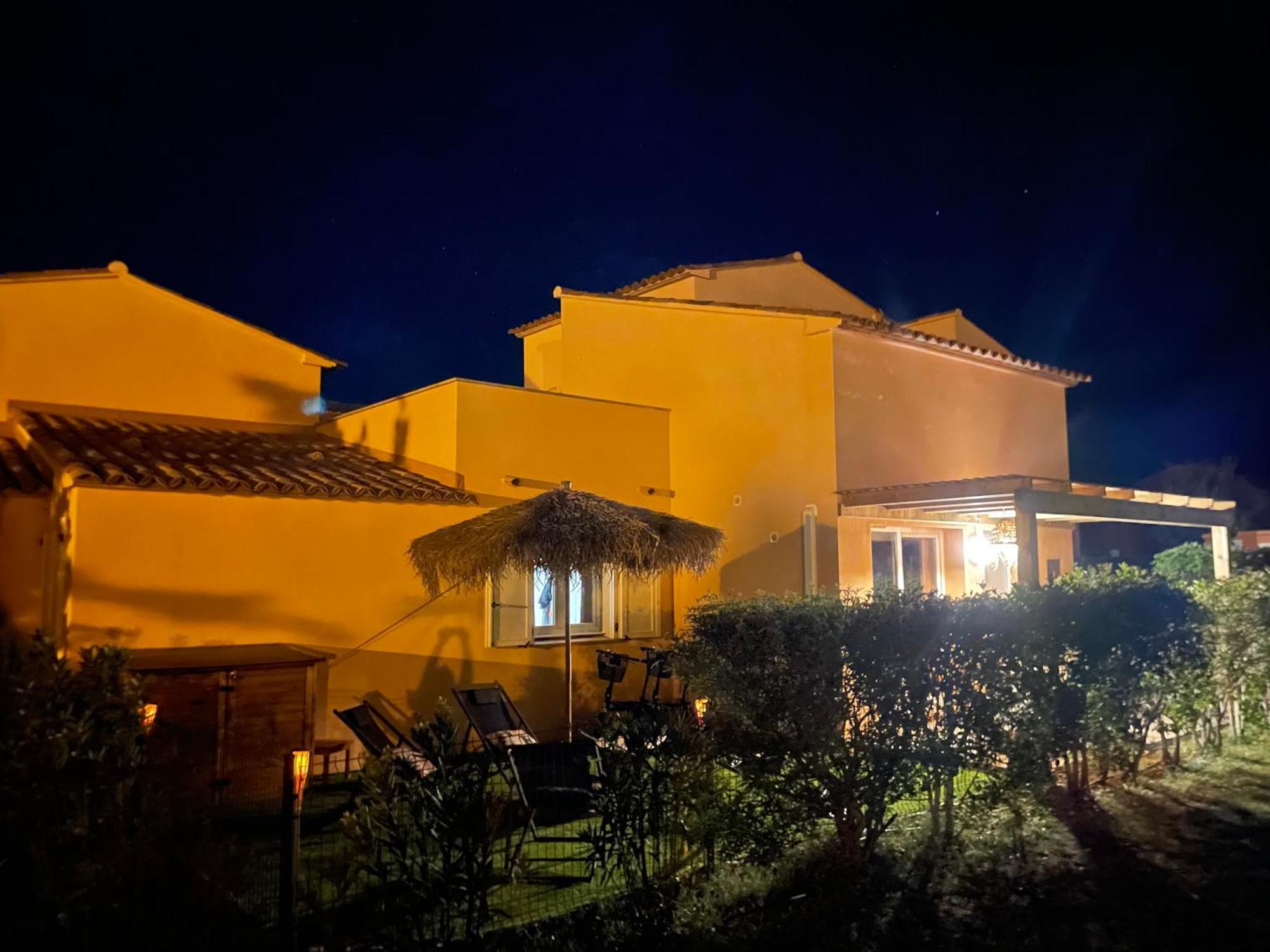 A Casa Di Lo Villa Lecci Exterior photo